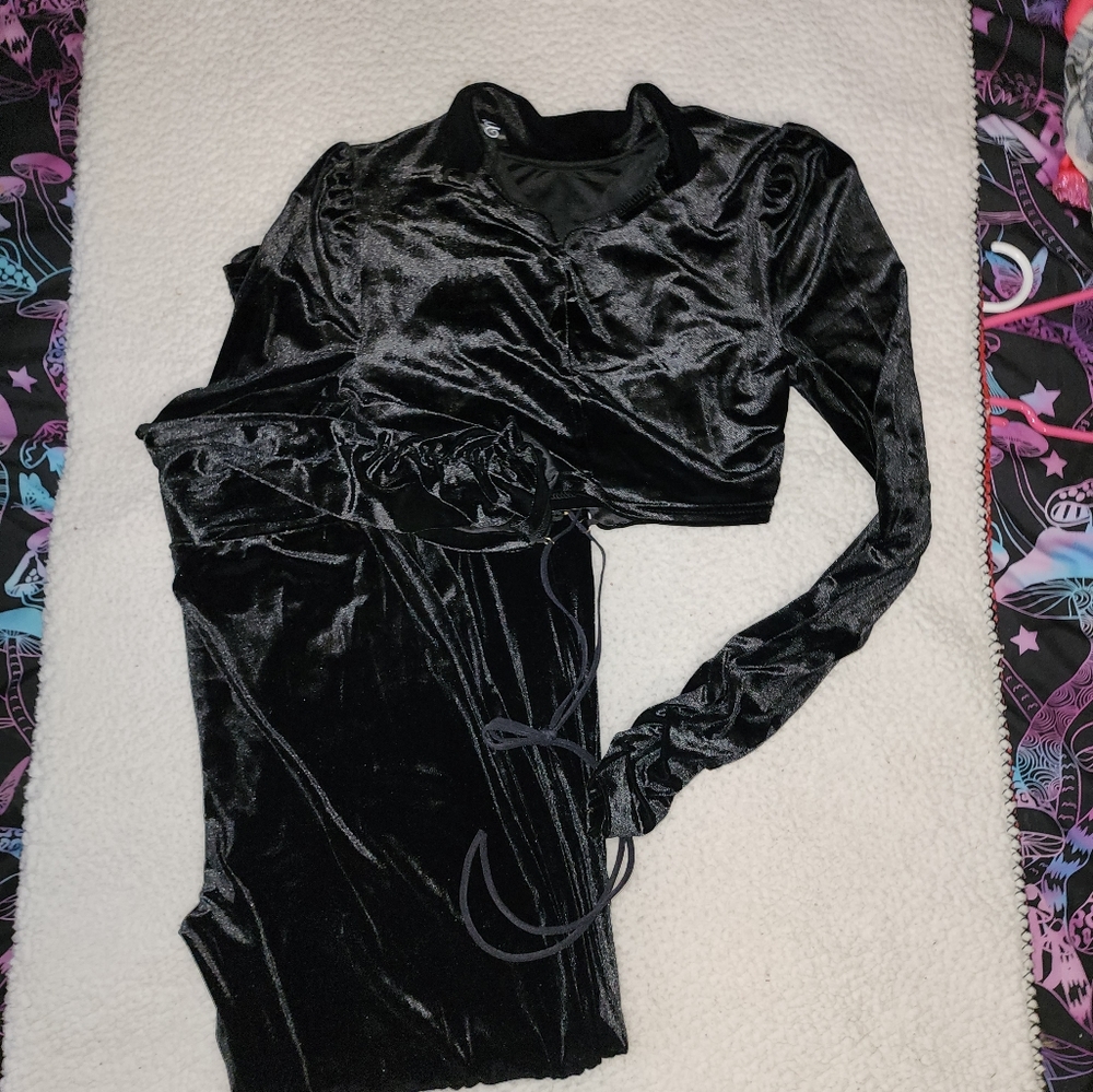 NWT Dolls Kill Luxurious Soft Velor Black Pant And Jacket Set - Picture 7 of 13